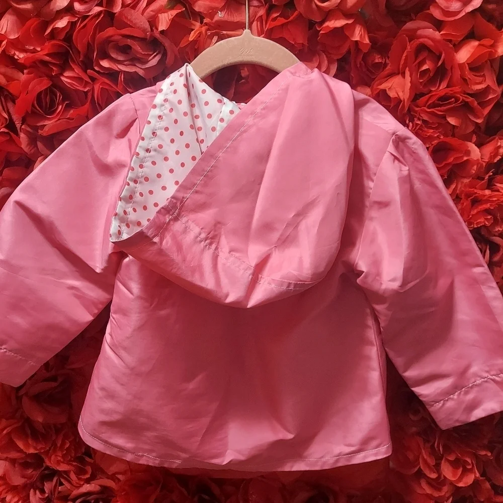 Osh Kosh Kids Size 2 T Windbreaker Hot Pink with Polka Dot Detail inside